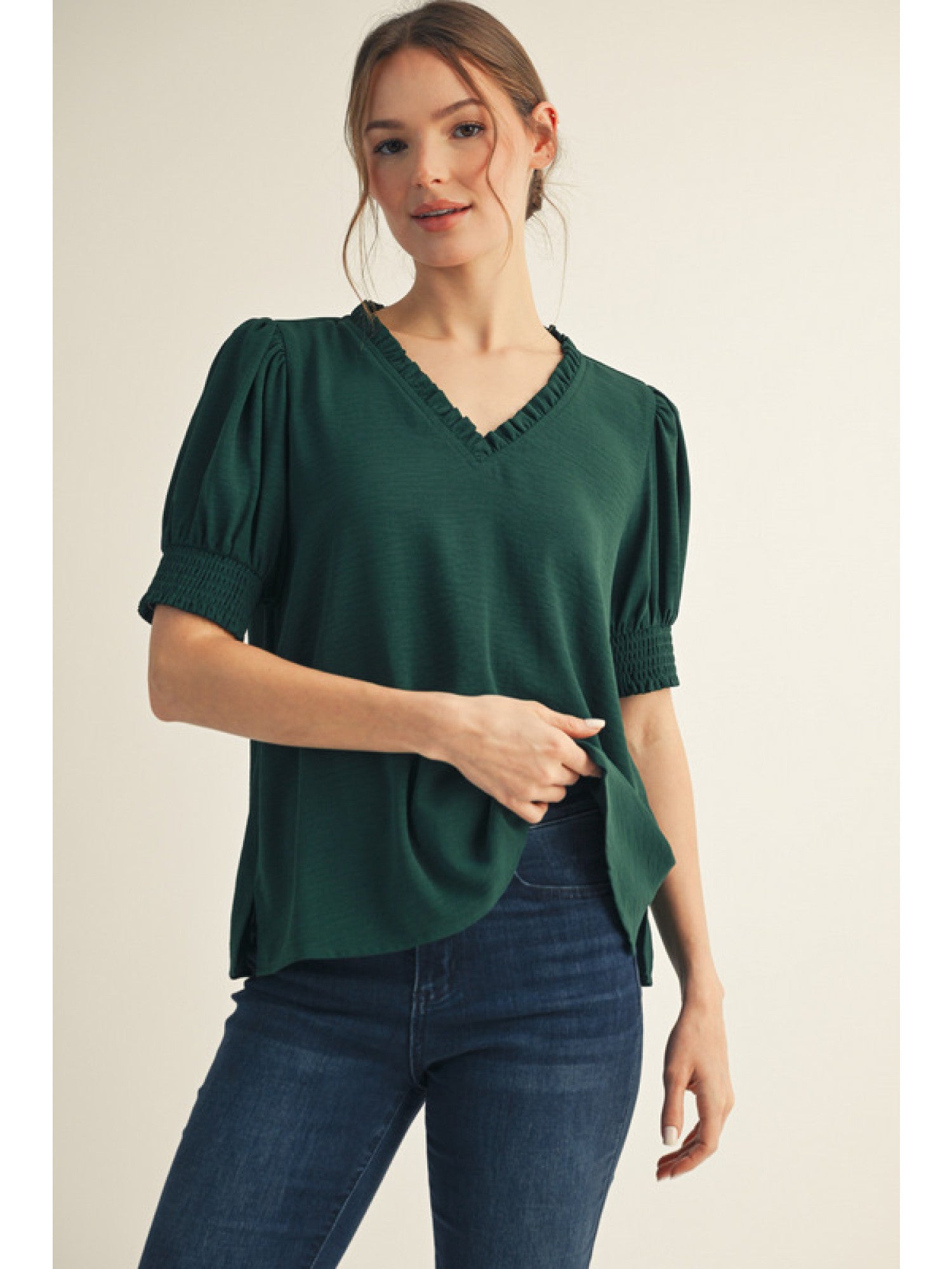 Hunter Frill Neck