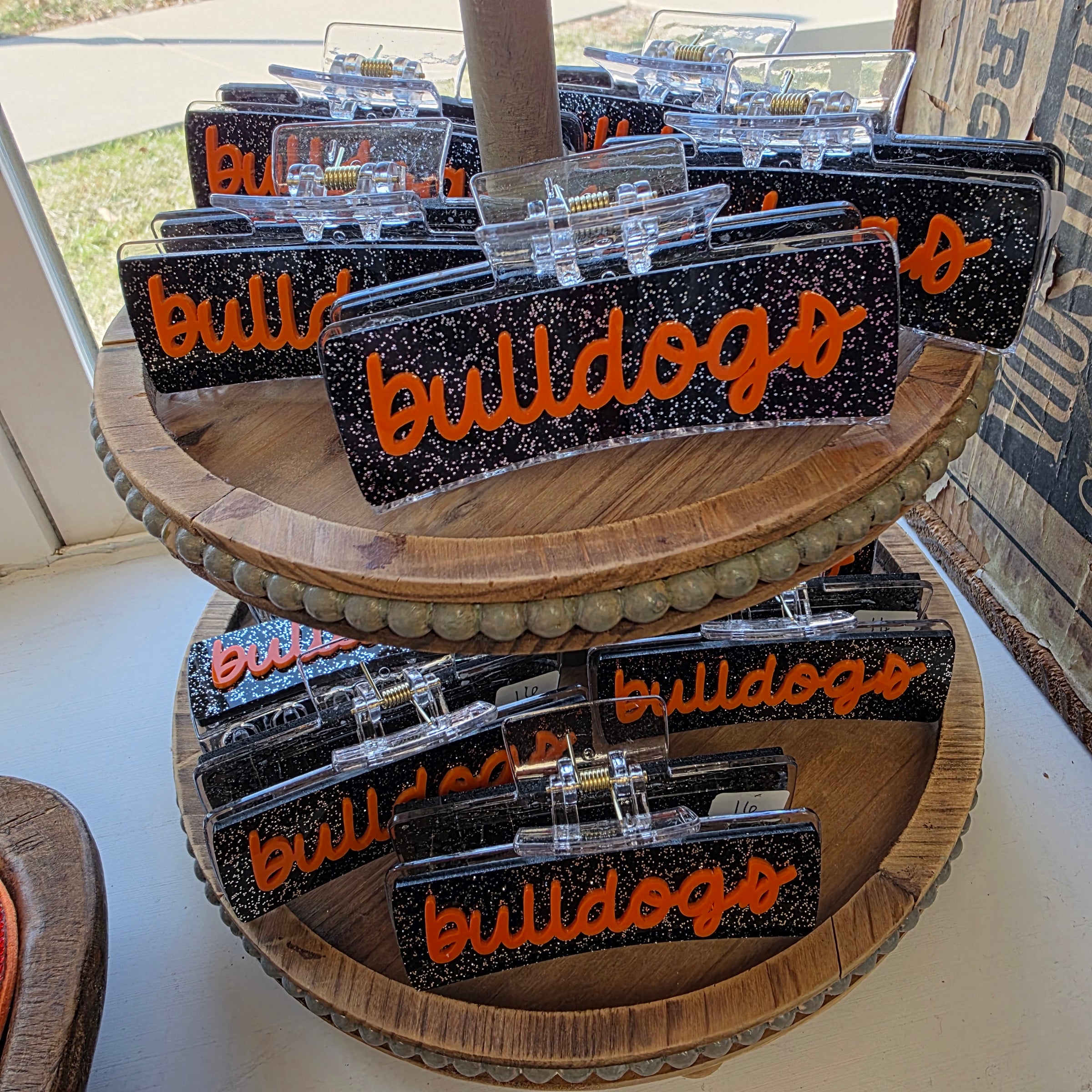 Bulldogs Hair Claw