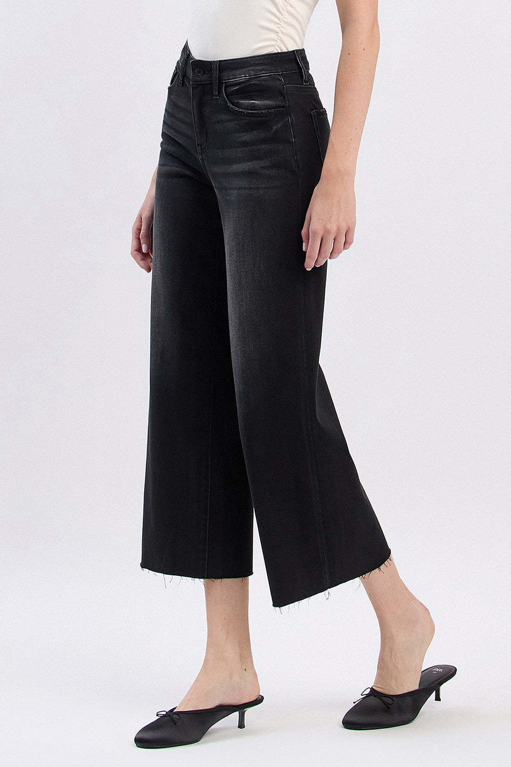 Vervet Black Soft Crop