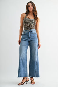 Wide Seam Raw Hem