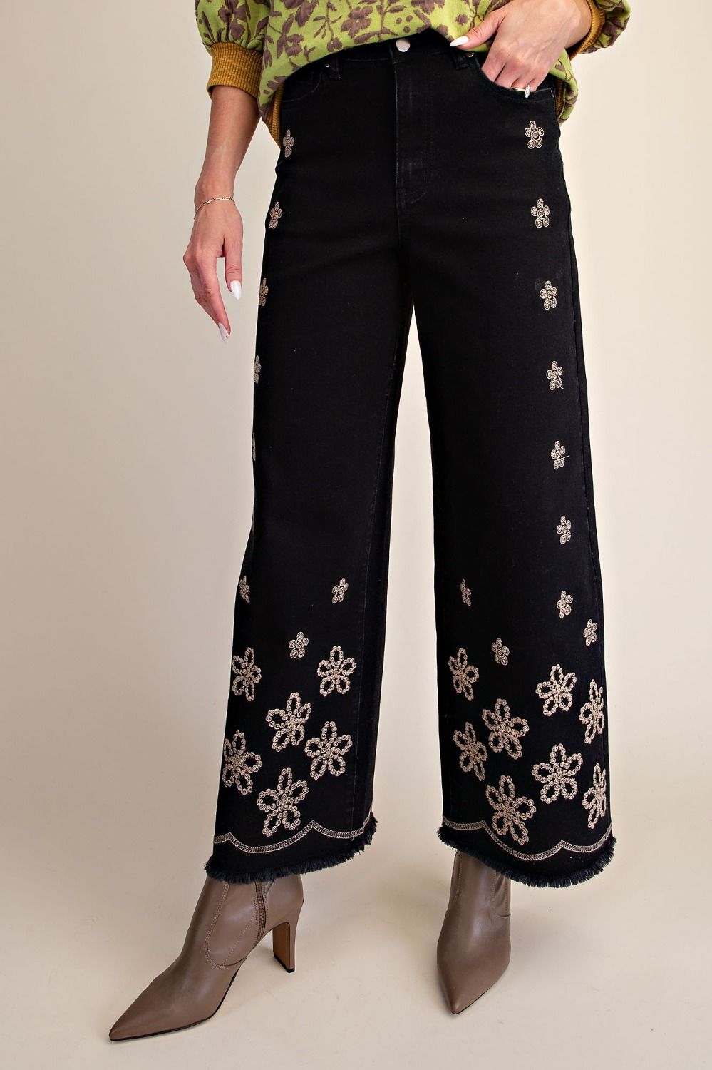Black Embroidery Twill Pant