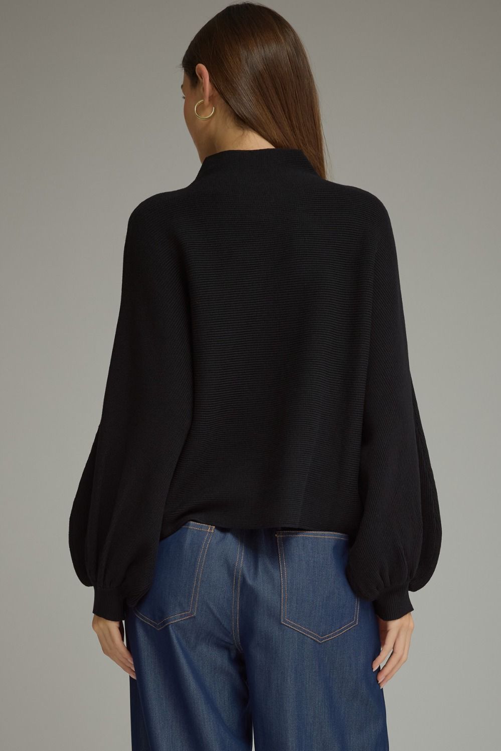 Black Elegance Pullover